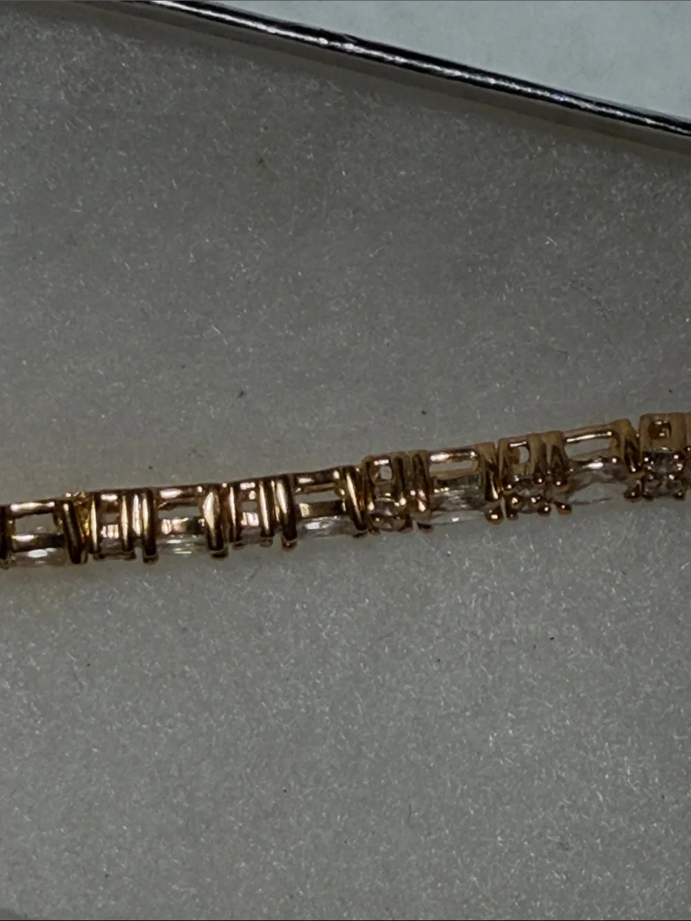 N/A delicate gold